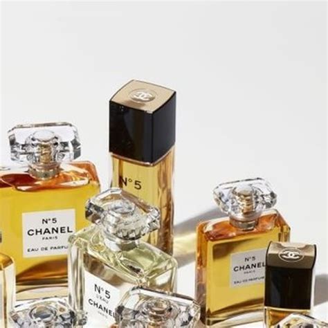 Le mythique Chanel N°5 a 100 ans